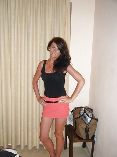 Carine, Italienne perverse de Toulon, plan sexe avec un macho